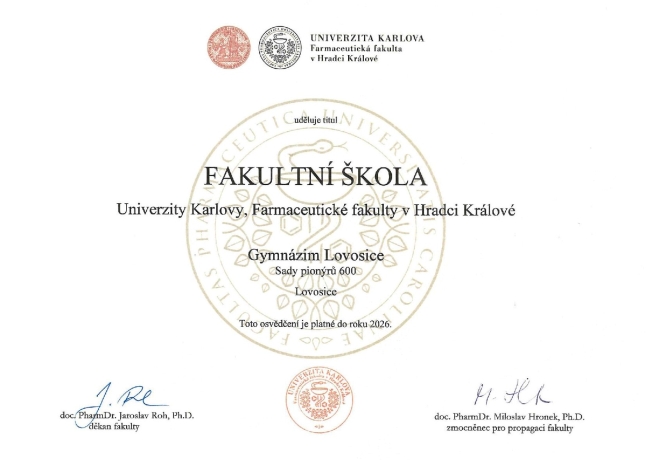 Fakultni skola FaF HK 042022