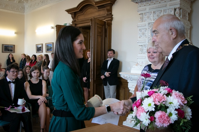 a maturitni vysvedceni oktava 2022