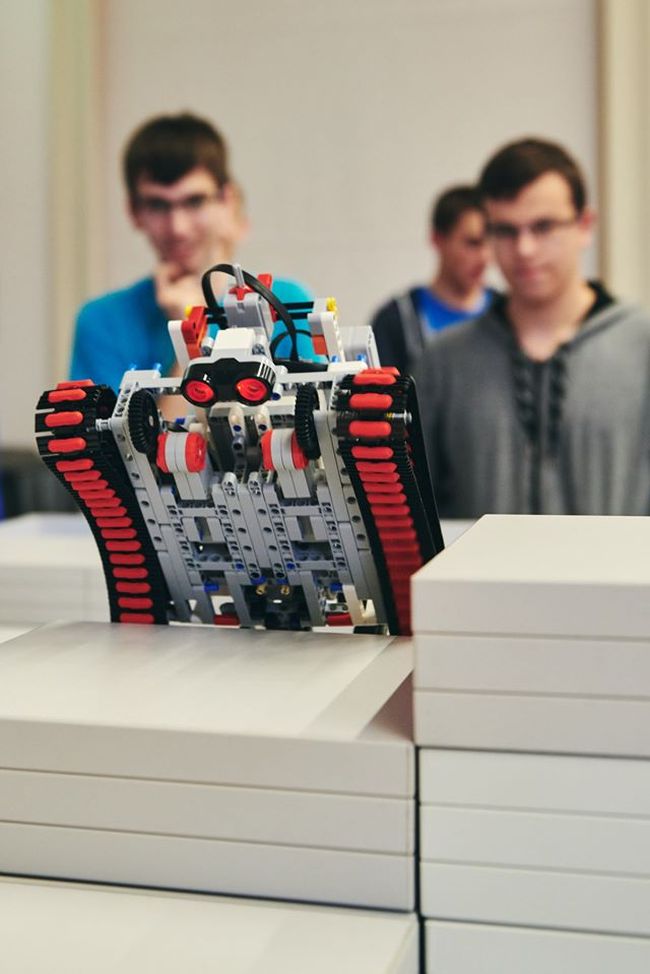 robot1